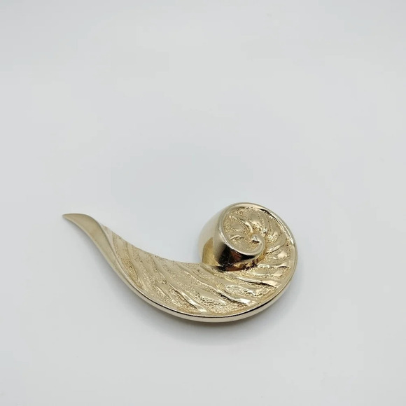 Bobley Gold Tone Swirle Leaf Design Brooch Pin 3.5" - Picture 2 of 5
